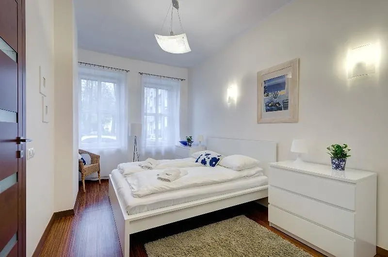 Dom & House Apartment Old Town Swietojanska 格但斯克